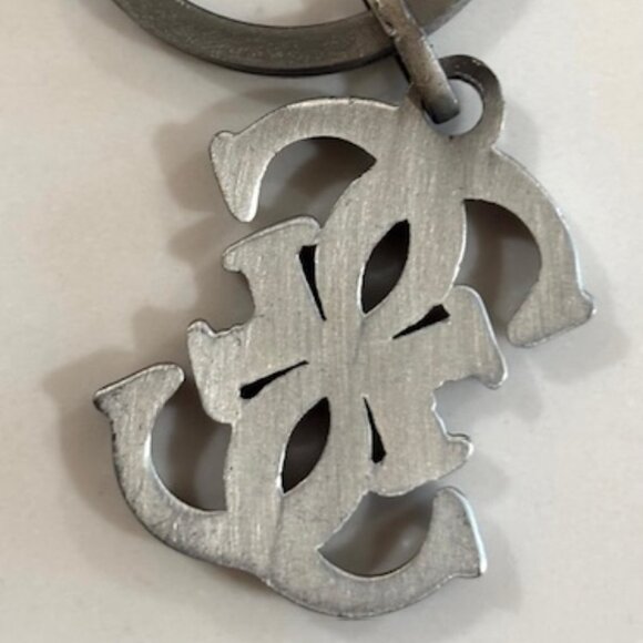Vintage Guess by Marciano Keychain - New old stock - Very sharp - Picture 4 of 4